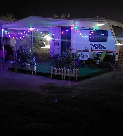 Karavan Tosbik *