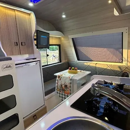 Karavan Tosbik * Antalya
