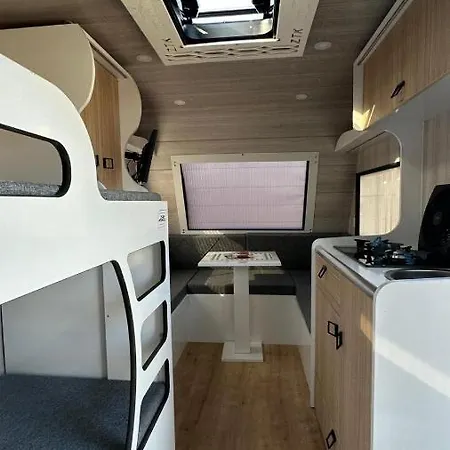 Campingplatz Karavan Tosbik *